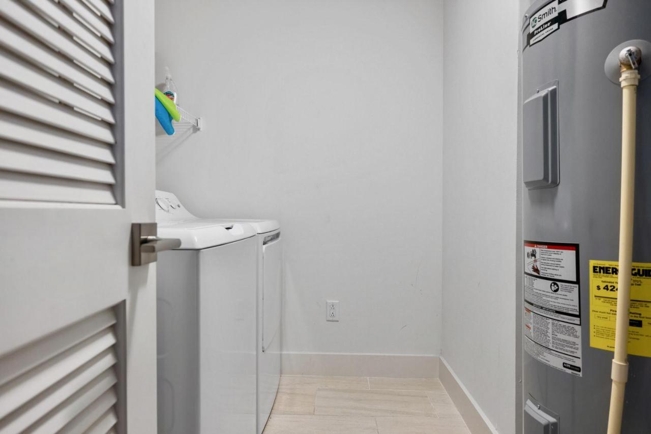Luxury Calypso Tower 3! Free Beach Chair Service For 4! By Dolce Vita Getaways Pcb Panama City Beach Exterior foto